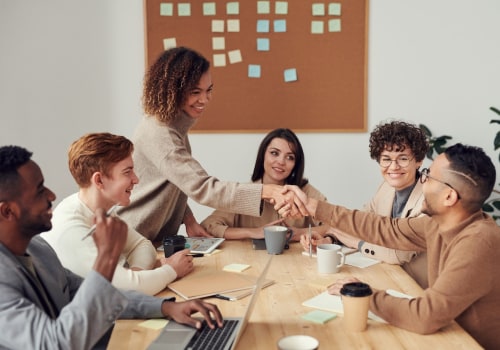 Building Professional Relationships: Strategies for Finding Job Opportunities and Networking Online